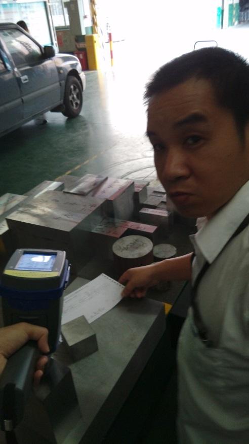 手持式光譜儀測樣品 手持式光譜儀測樣品