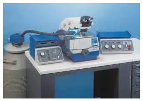 超薄切片機Ultracut E (1982)和冷凍切片FC4 E (1987)現在仍然有很多用戶在使用它 超薄切片機Ultracut E (1982)和冷凍切片FC4 E (1987)現在仍然有很多用戶在使用它